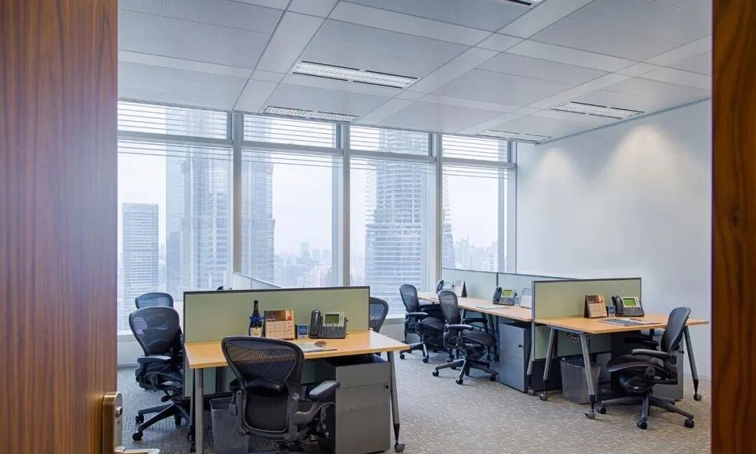 上海国金中心TEC共享办公隔间实景